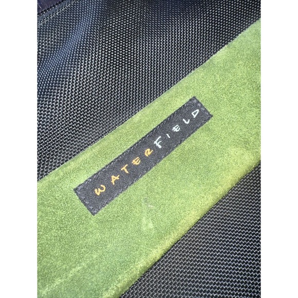 WaterField Designs SF Ballistic Essential Crossbody Medium - Picture 3 of 8